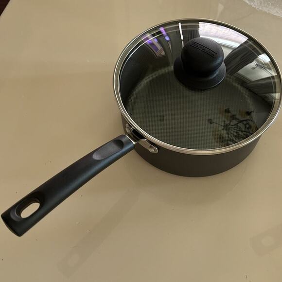 COPY - NEW TRAMONTINA Primaware Nonstick Covered Sauce Pan - Picture 4 of 11